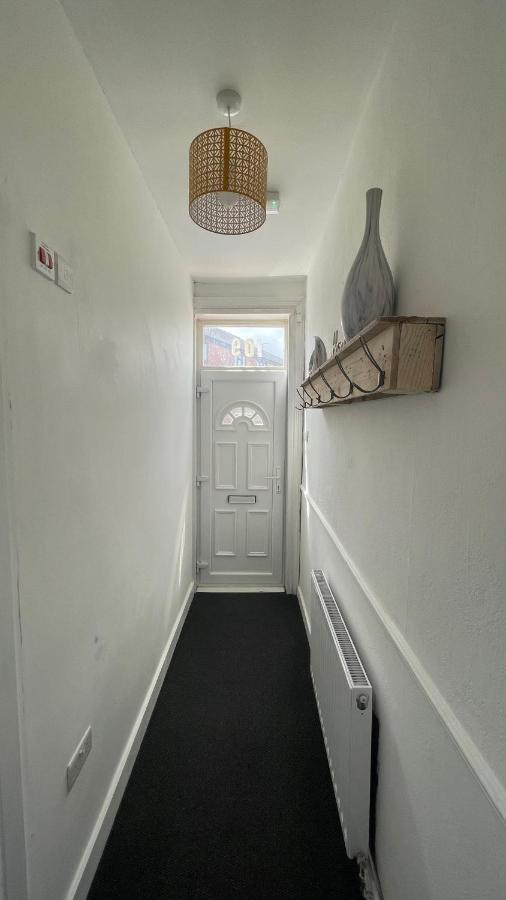 Spacious 6 Bed Home Near City & Albion Stadium Perfect For Contractors! Birmingam Exterior foto