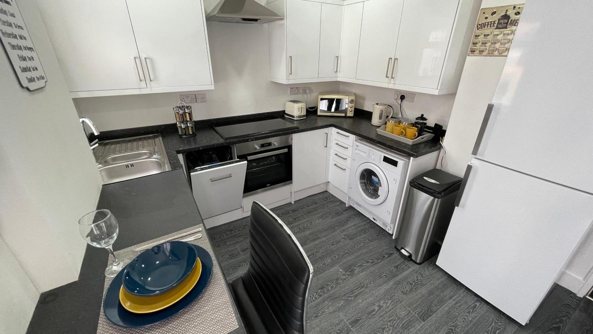 Spacious 6 Bed Home Near City & Albion Stadium Perfect For Contractors! Birmingam Exterior foto
