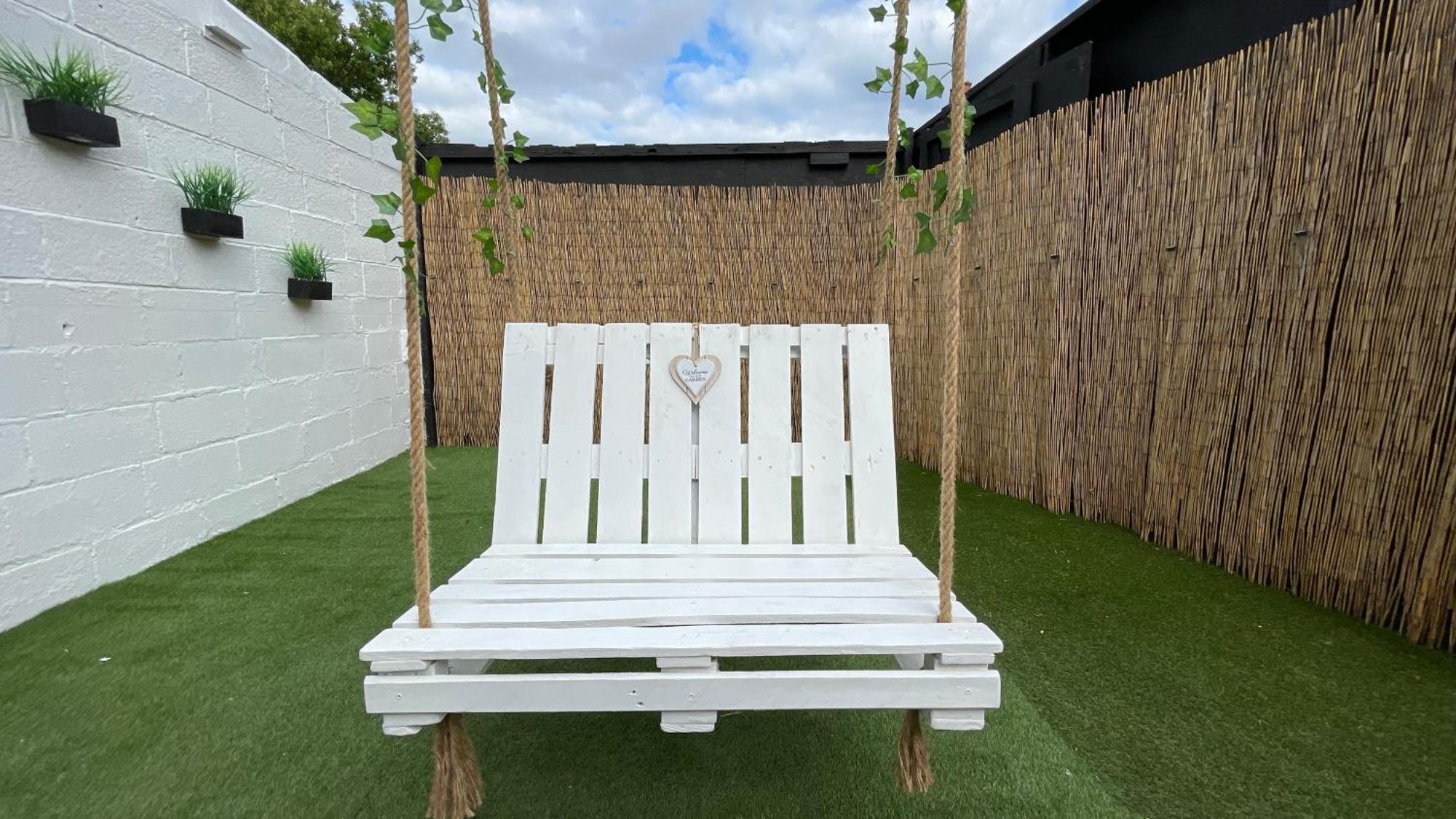 Spacious 6 Bed Home Near City & Albion Stadium Perfect For Contractors! Birmingam Exterior foto